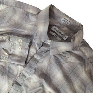 Calvin Klein Men's Slim Fit Button Up Shirt Medium Gray White Plaid Long Sleeve